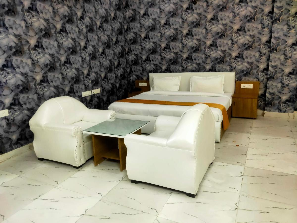 Hotel The Divine Residency Delhi  Exterior foto