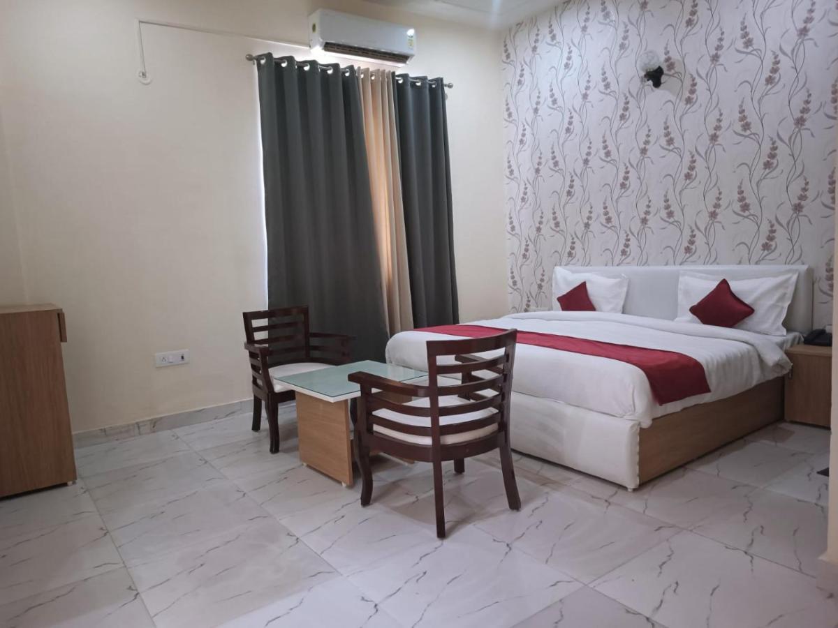 Hotel The Divine Residency Delhi  Exterior foto